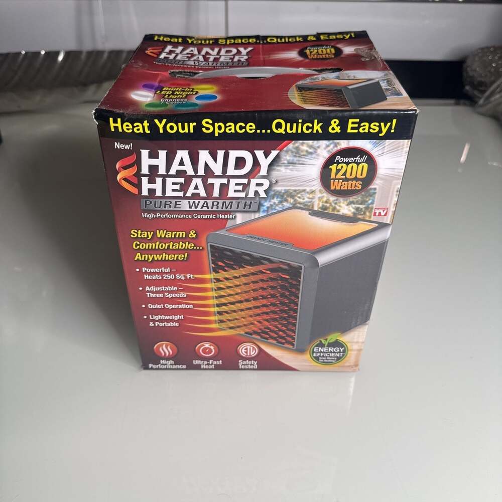 Handy Heater Pure Warmth 1200W Portable Ceramic Space Heater - New in Box